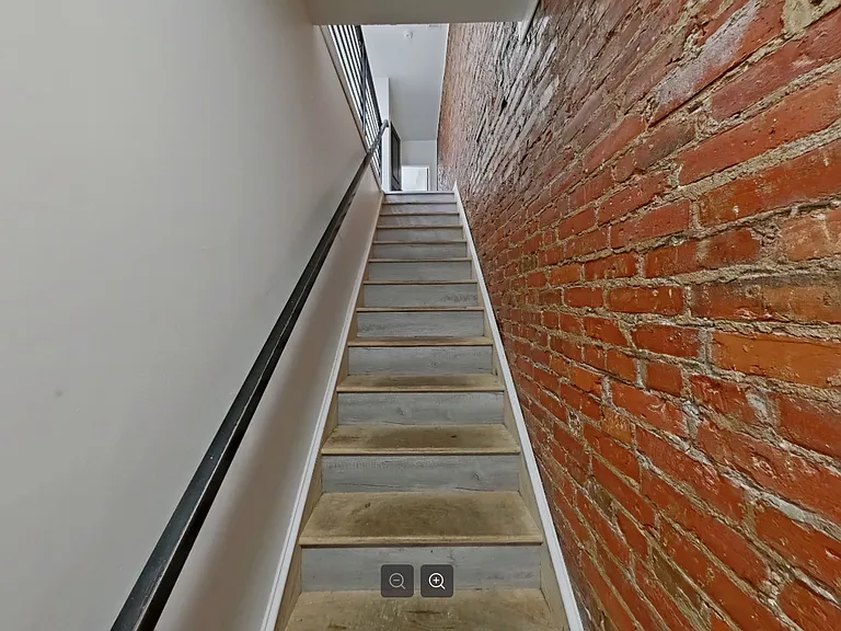 3331 N Howard St — Photo 5