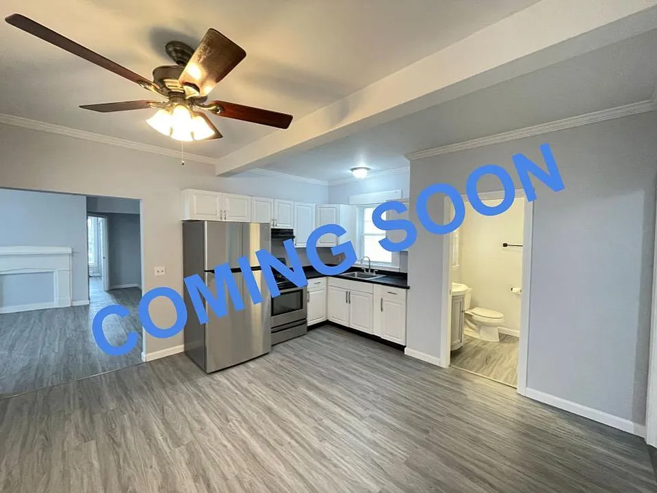 188 Laurel St #1