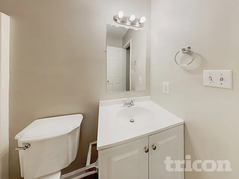 531 Griffith Dr — Photo 17