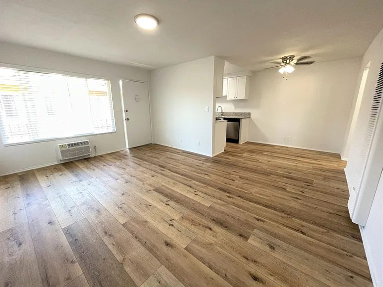 5555 Klump Ave — Photo 3