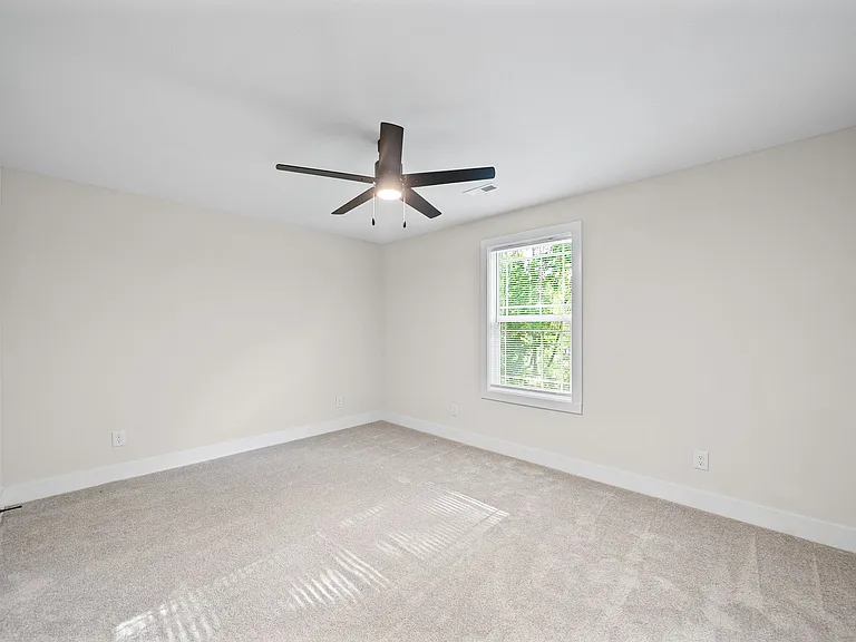 217 Cave St #5-7 — Photo 14