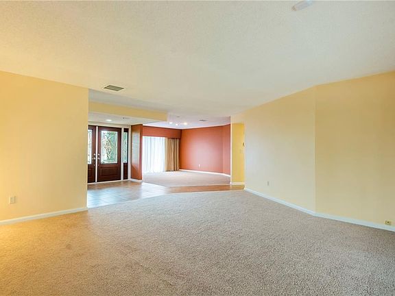 4th image of 2852 Meadow Hill Dr
