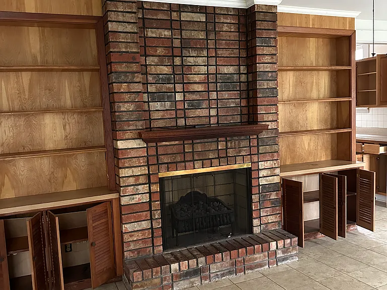 924 N Roman St — Photo 1