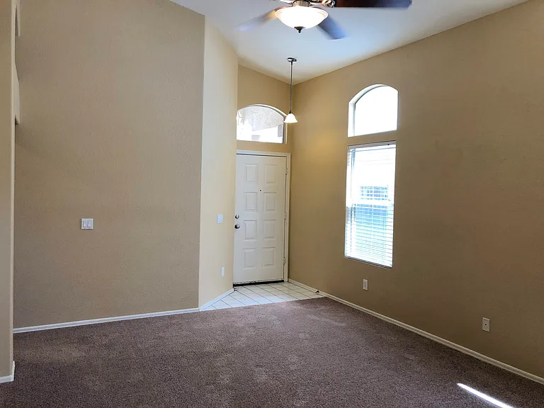 1319 W Escuda Rd — Photo 5