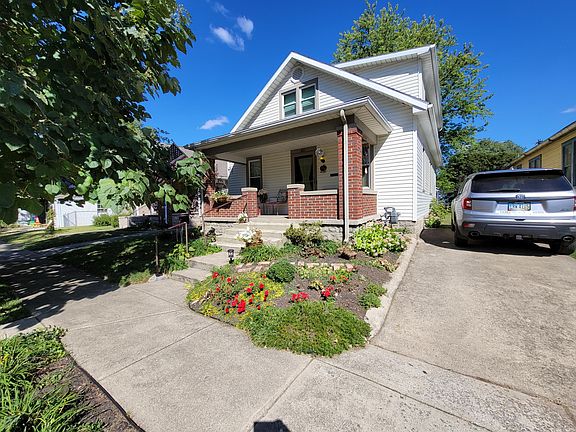2nd image of 481 Church St