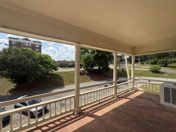 883 Mulberry St #D, Macon, GA 31201