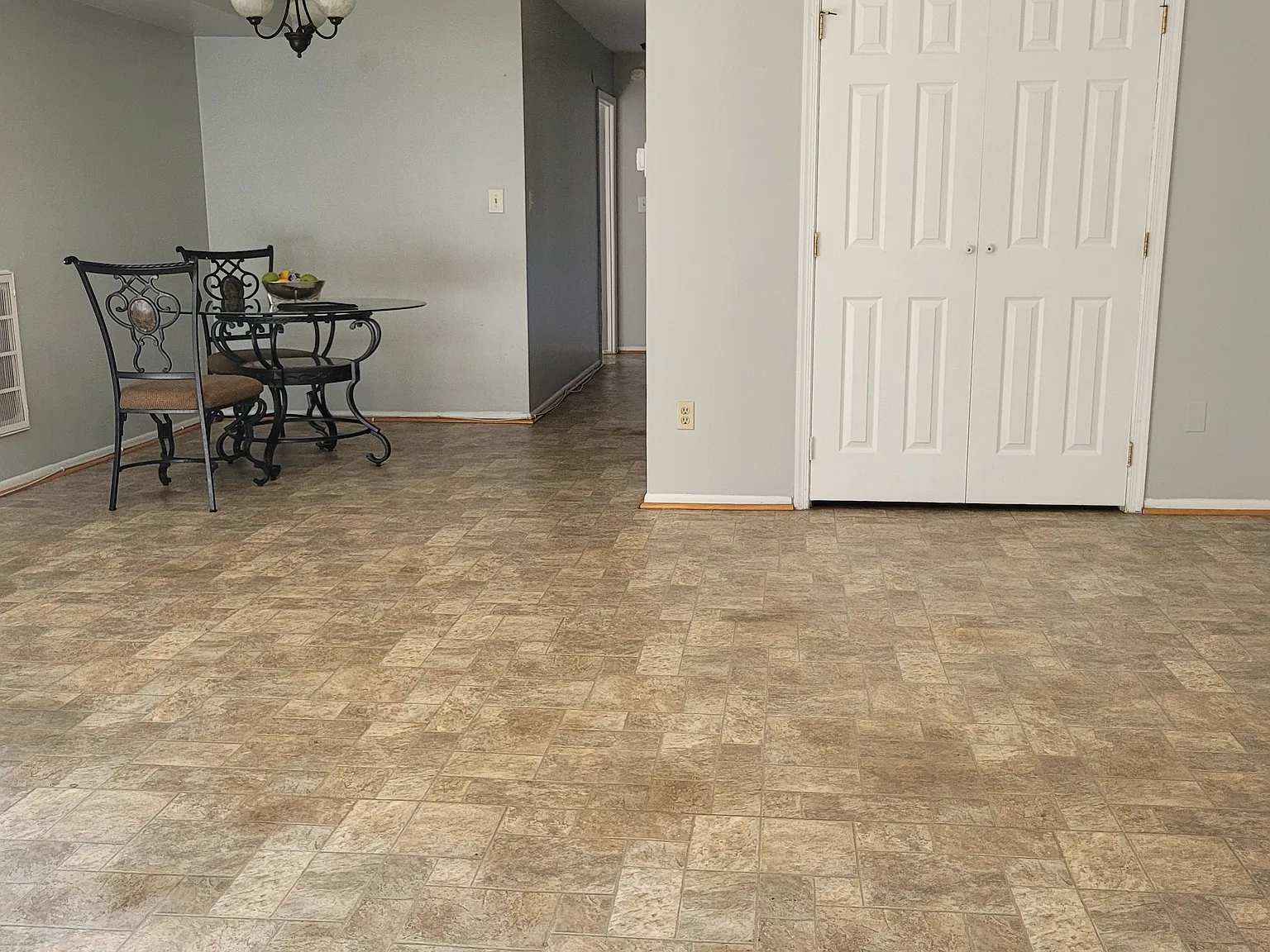 7503 Riverdale Rd — Photo 1