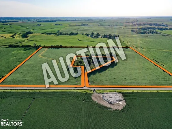 NE 104th St, Maxwell, IA 50161