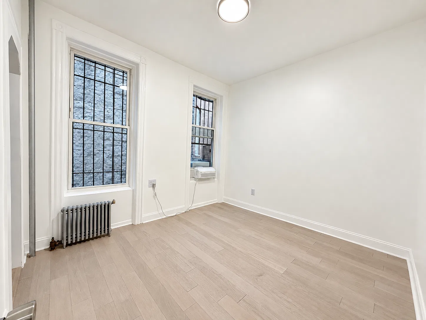 534 Fourth Avenue — Photo 4