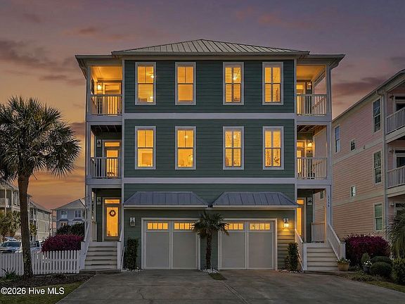 5th image of 1528 Island Marina Drive
