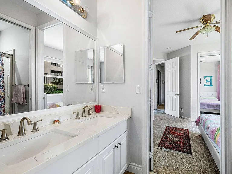 11750 Osprey Pointe Cir — Photo 23