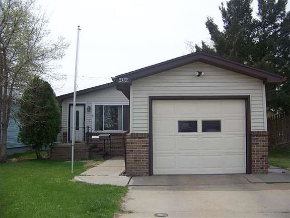 2nd image of 2112 W 5th St