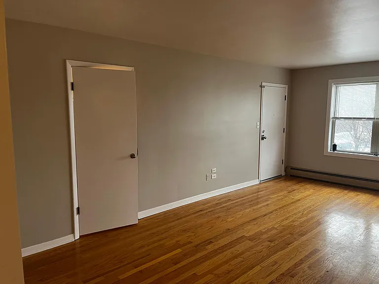 421 Burlington Ave #2 — Photo 9