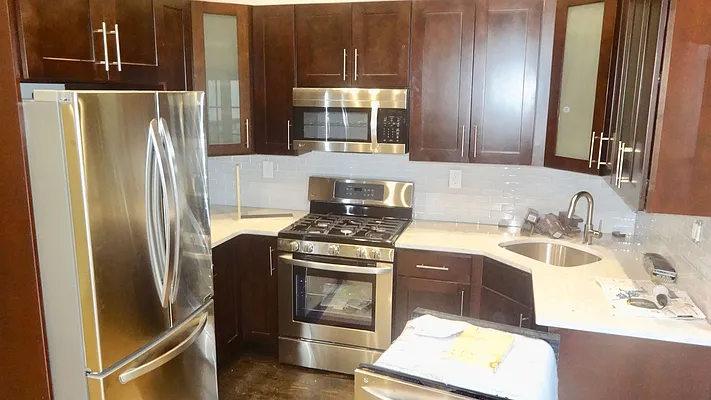 Rented by Grand & Co. | media 65