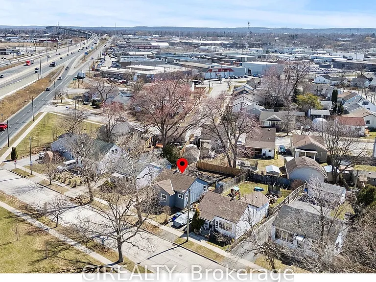 14 Elmwood Ave — Photo 1