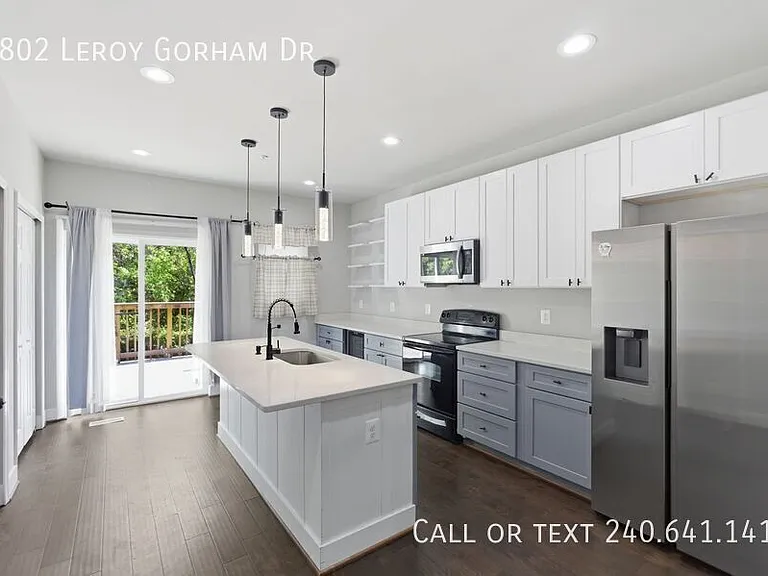 4802 Leroy Gorham Dr — Photo 7