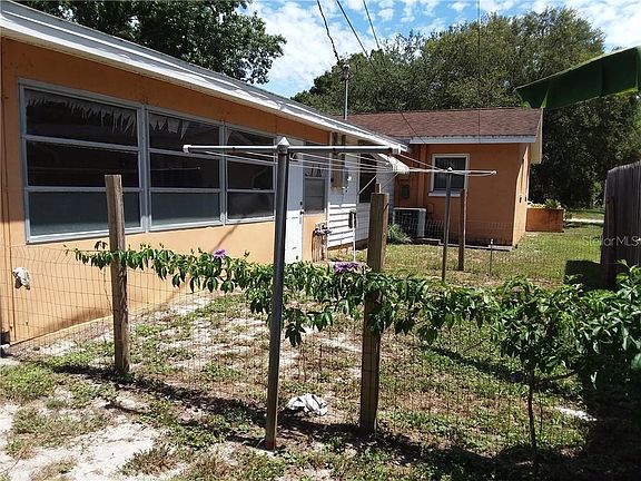 4th image of 4645 35th Ave N