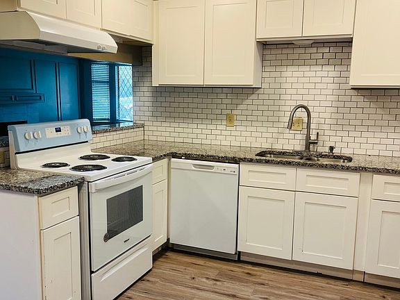 2nd image of 11913 Garden Terrace Dr