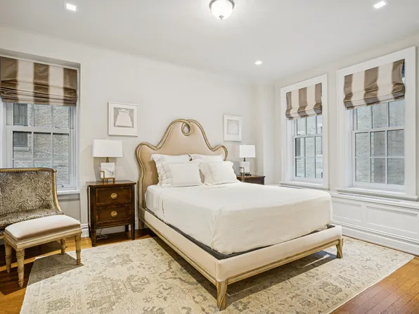 14 Sutton Place South image 5 of 8