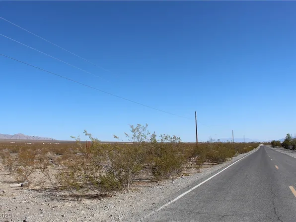 5381 N Blackrock Ave, Pahrump, NV 89060