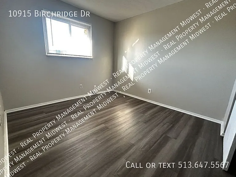 10915 Birchridge Dr — Photo 6