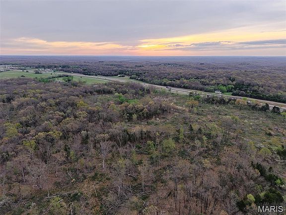 3rd image of 188.7 N Service Rd E