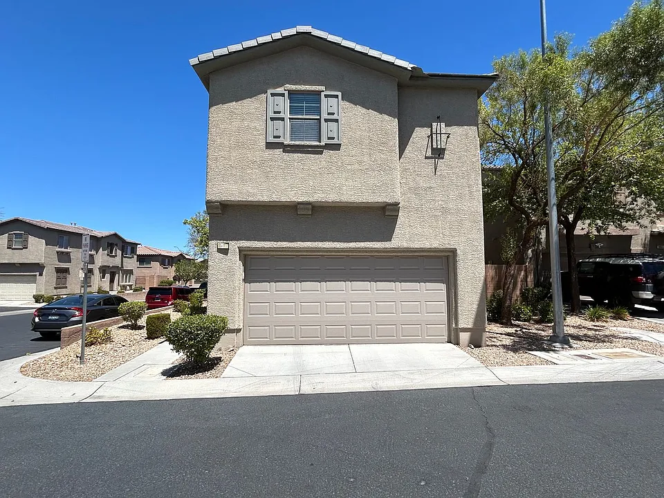 8961 Appellation Ave