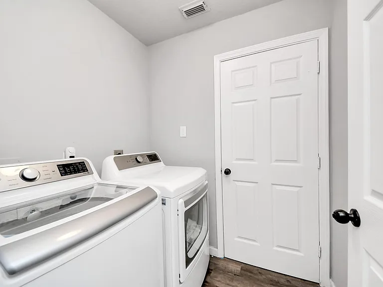 16118 Bunker Ridge Rd — Photo 19