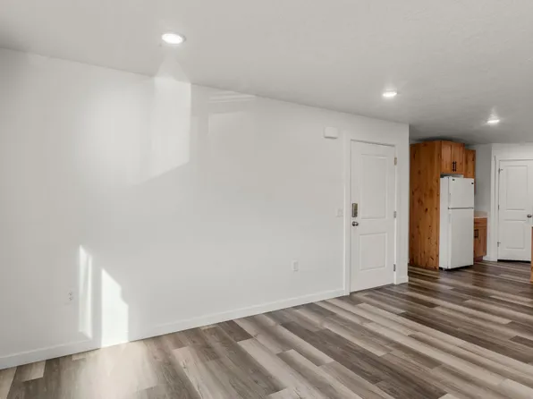 Ken-5773 S 5th Ave. Pocatello, ID 83204