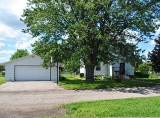 25 1st Ave NW, Rice, MN 56367