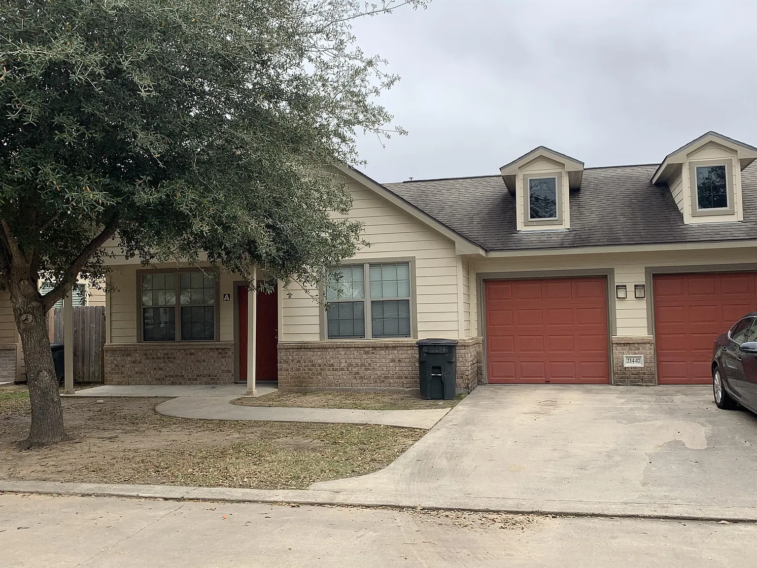 21435 W. Wallis Dr. - B — Photo 1
