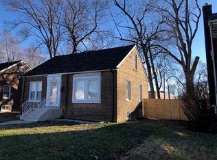323 E 142nd St, Dolton, IL