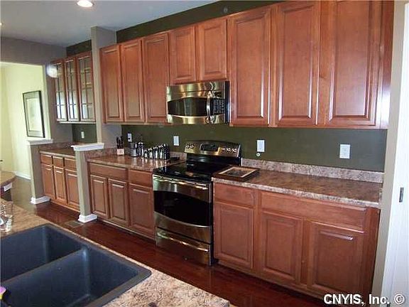 5th image of 4429 Millstream Dr
