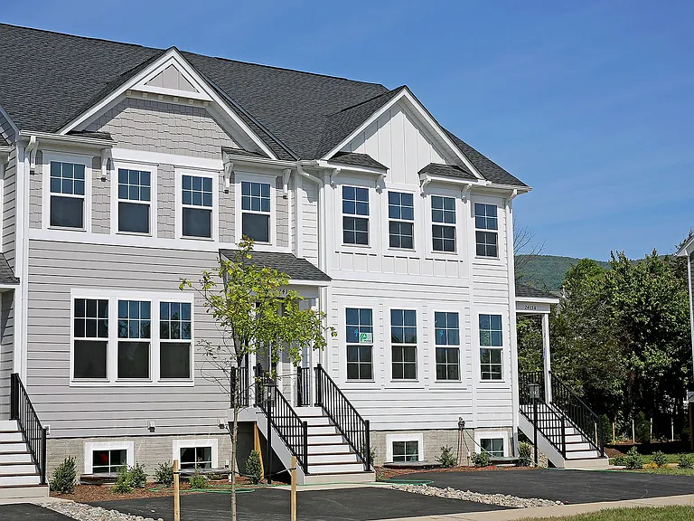 2415 Anlee Rd #A — Photo 1