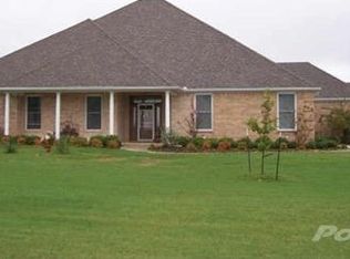 650 Forrest Ln, Joshua, TX 76058