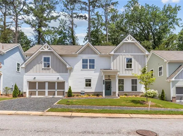3804 Cottage Cir, Clarkston, GA 30021