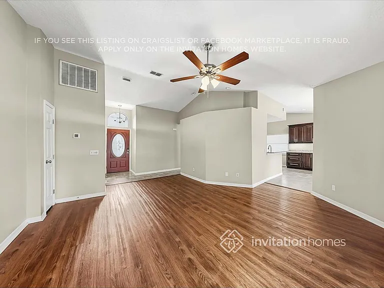 2148 Tioga Dr — Photo 4