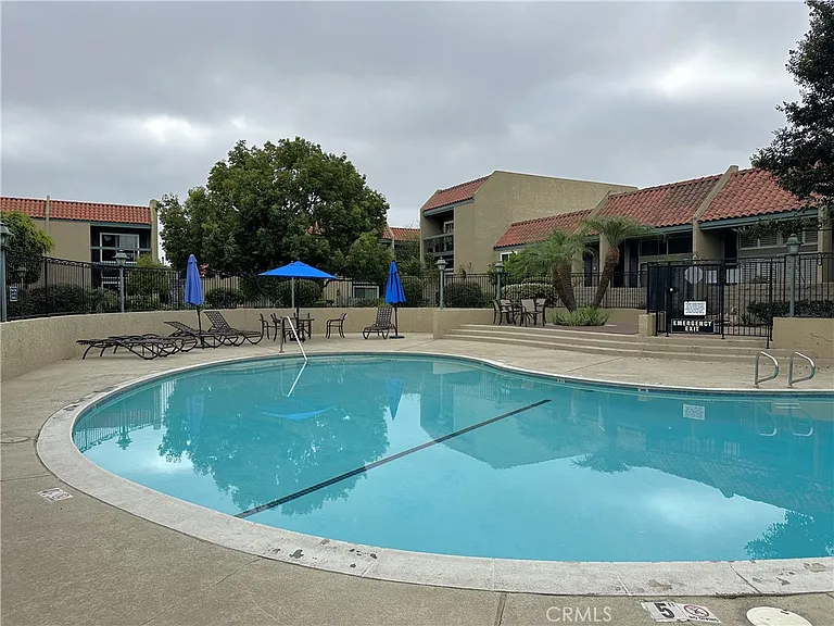 938 Palo Verde Ave — Photo 37