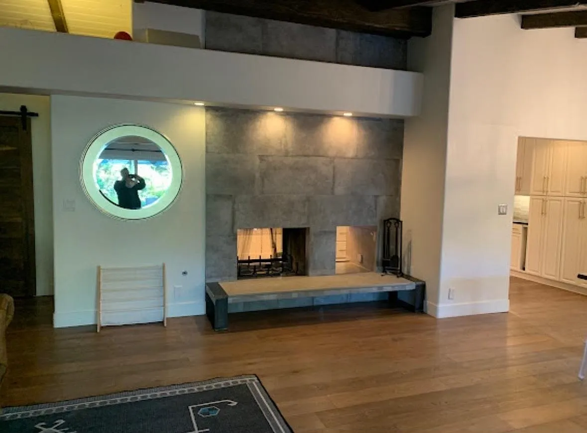 5 bed, 2640 sqft, $8,900 — Photo 4