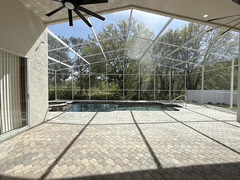 1024 Hagen Dr — Photo 42