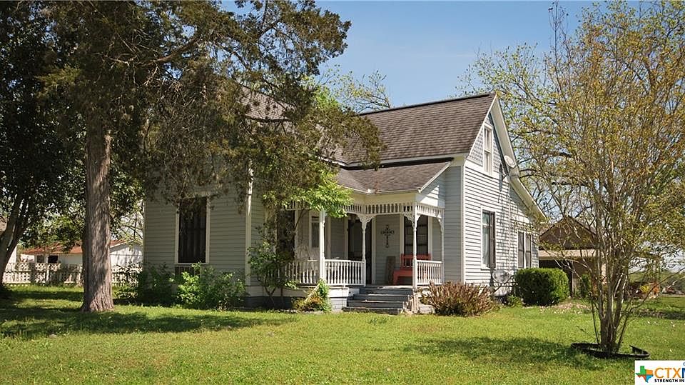1st image of 307 S Hackberry St