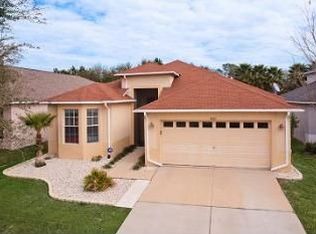 8205 Moccasin Trail Dr, Riverview, FL 33578