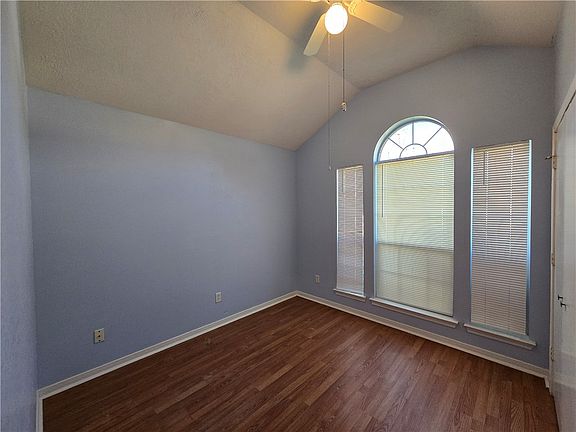 5th image of 600 Plano Dr