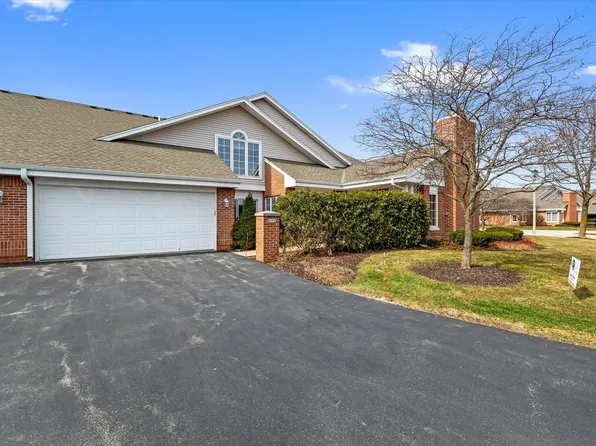 8775 Woodbridge DRIVE, Greendale, WI 53129