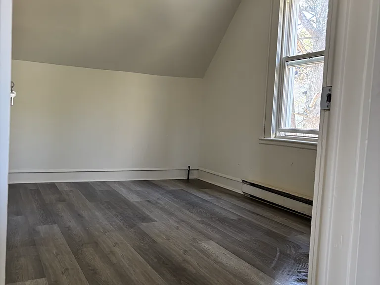 40 Woodside Ave #SEC — Photo 7