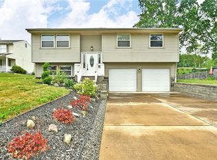 732 Laurelwood Dr SE, Warren, OH
