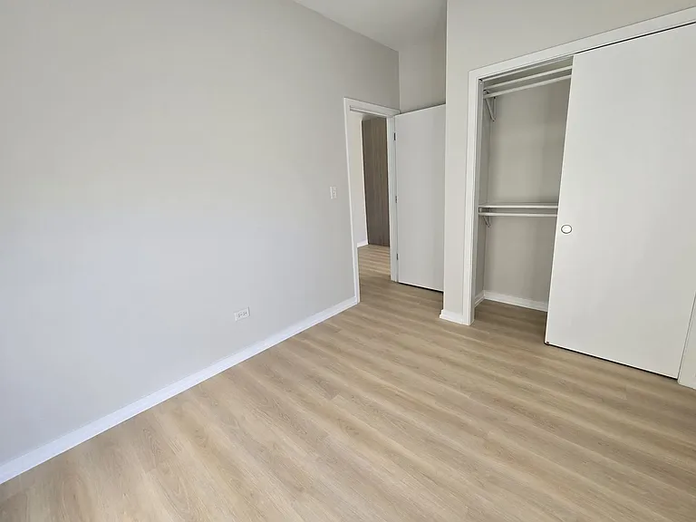 5051 N Kenmore Ave — Photo 62