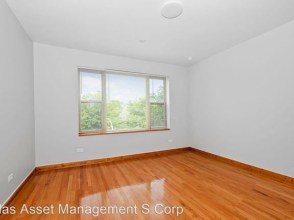 5th image of 6501 S California Ave #2