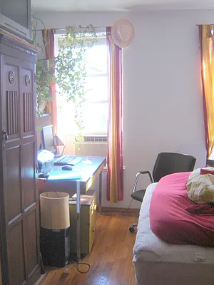 Rented by Chartwell Forest Hills Realty | media 4