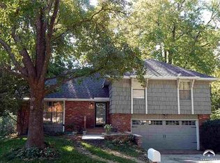 3421 W 10th Pl, Lawrence, KS 66049